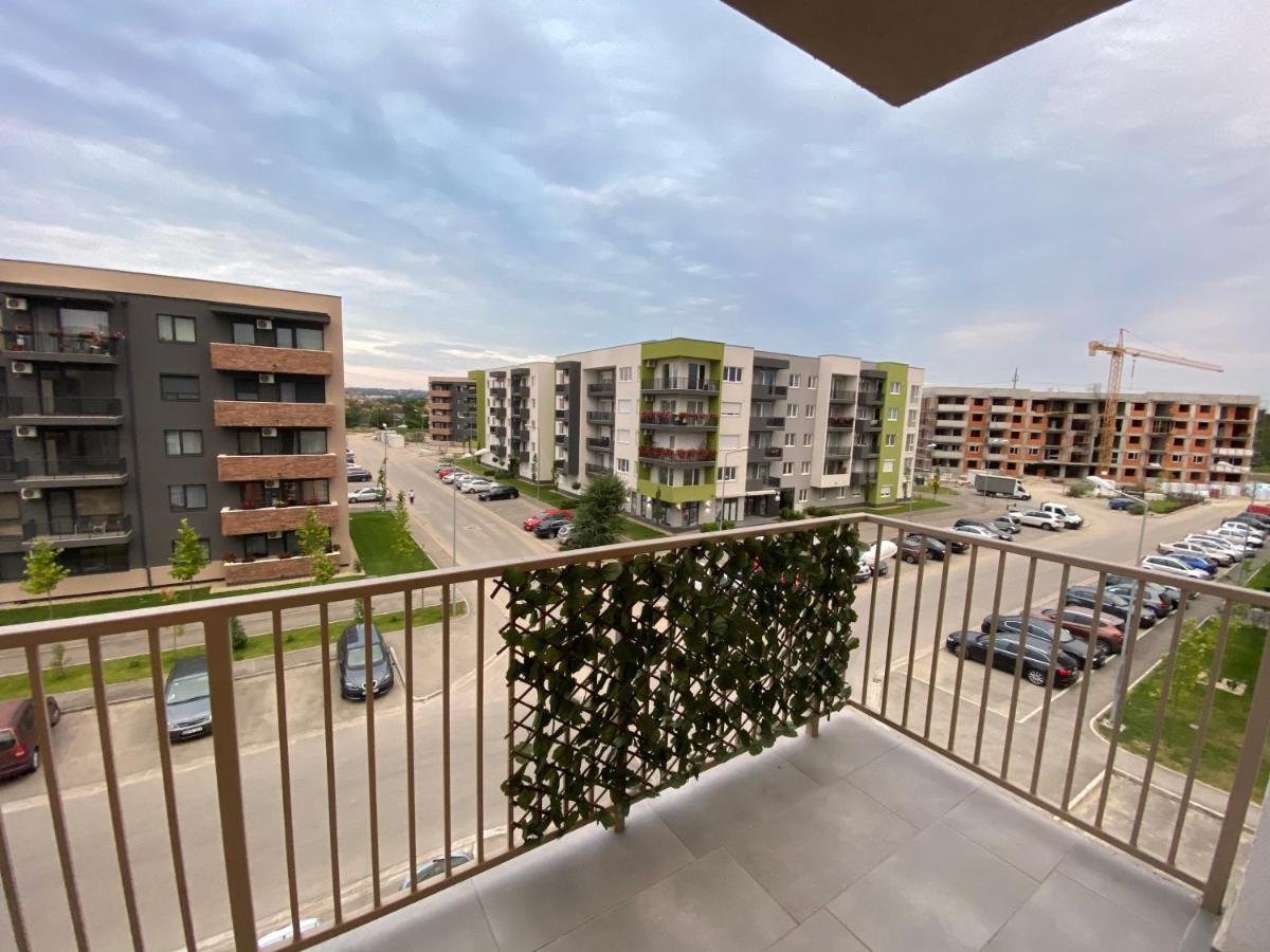 Rose Luxury Apartment Oradea - Felix Esterno foto