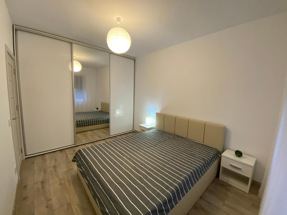 Rose Luxury Apartment Oradea - Felix Esterno foto